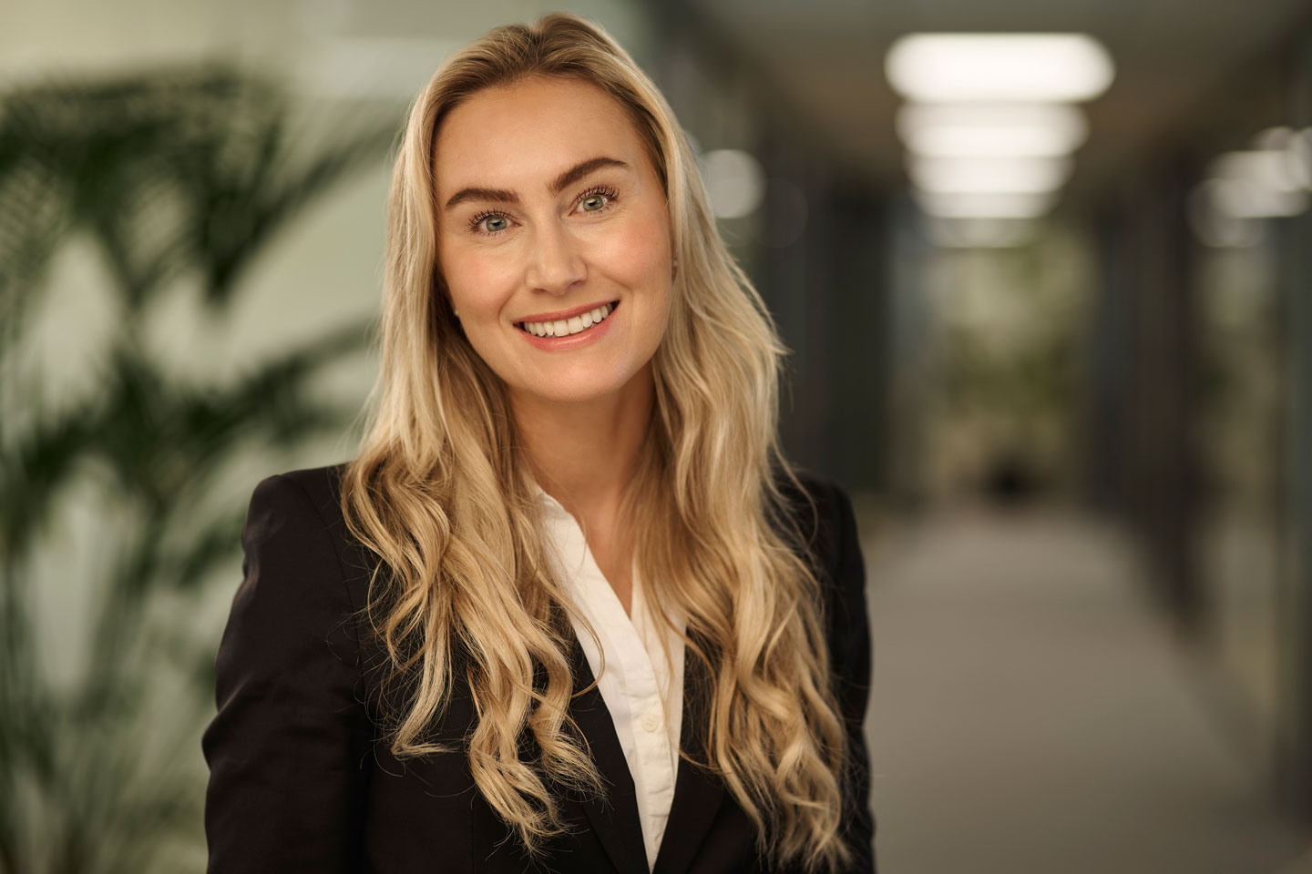 mia-bratlund_advokatfirmaet-nicolaisen_baw